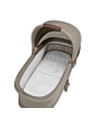 1978099110_F5_2026_maxicosi_stroller_oxfordplus_oaktruffle_oxfordcarrycot_spaciouscomfort_3qrt