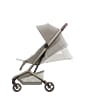 1141128300_2025_maxicosi_stroller_famecabin_sapphiresand_reclinepositions_side