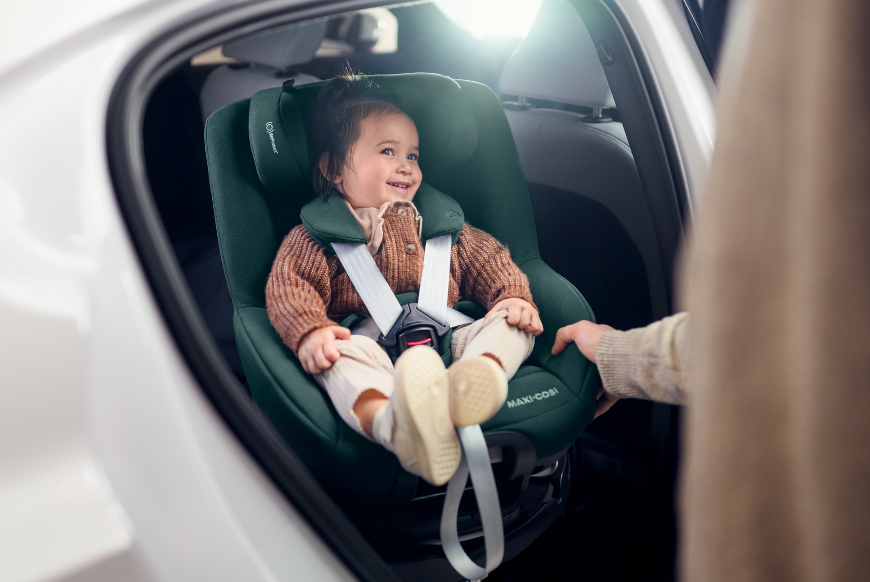 Rotating baby 2024 car seat